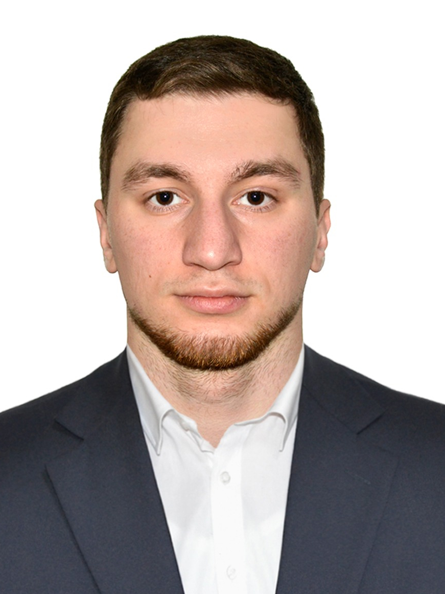 Магомедов Магомед Умарович.