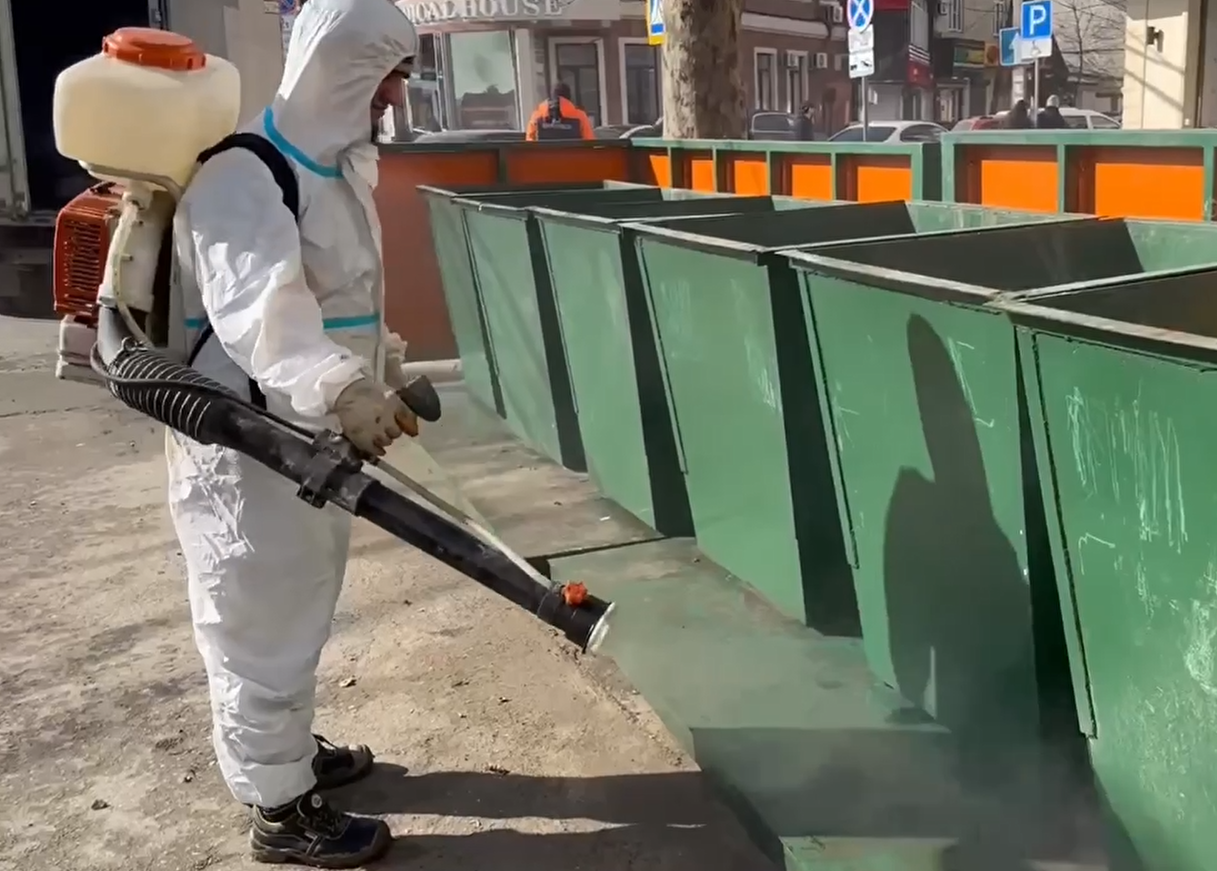 Новый стандарт чистоты —дезинфекция, учащённый вывоз мусора и обратная связь.