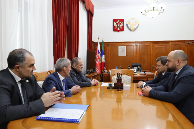 Сергей Меликов и Анатолий Песенников обсудили сотрудничество в развитии Дагестана.