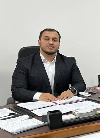 Кадыров Расул Магомедкамильевич.