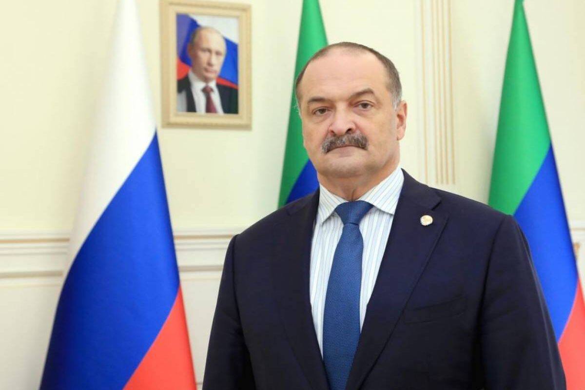 Джамбулат Салавов поздравил Главу Дагестана Сергея Меликова  с днём рождения.
