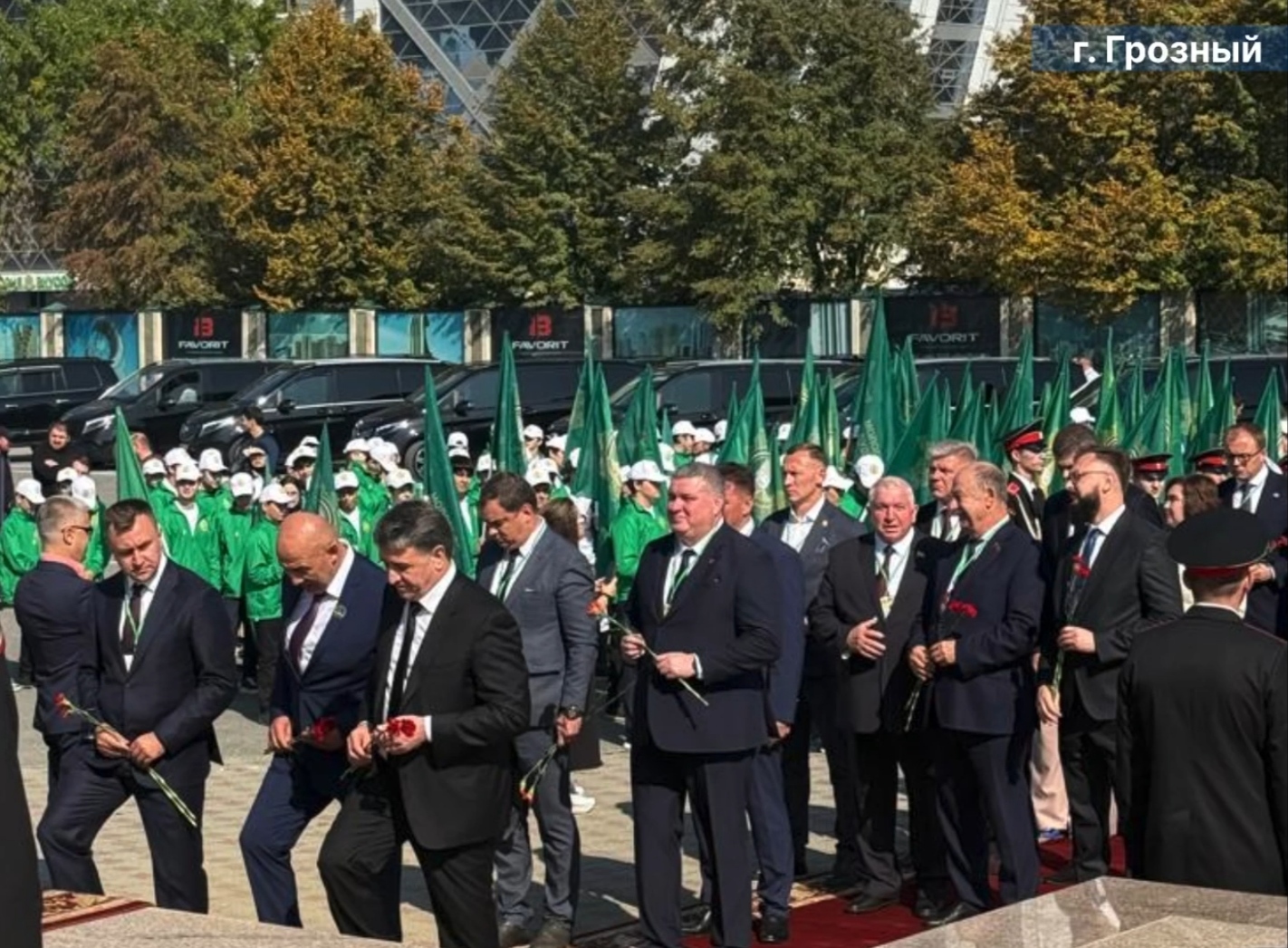 Столица Чеченской Республики – город Грозный отмечает свой 207-й день рождения.