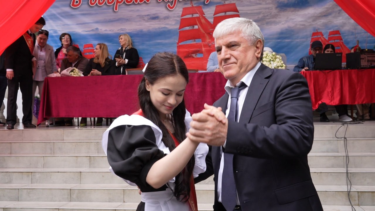 &amp;quot;Последний звонок&amp;quot;  в МБОЦ «Лицей №5 им. А.С. Пушкина».